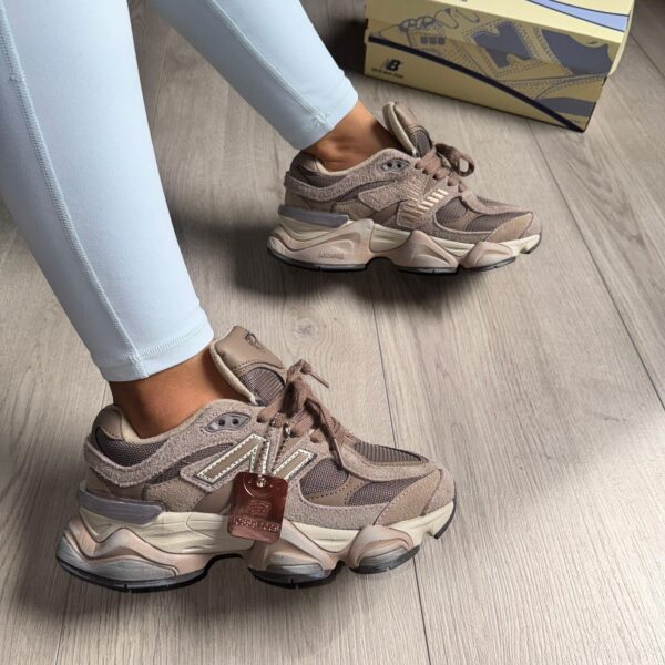 NEW BALANCE 9060 CAFE