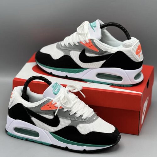 NIKE CORRELATE BLANCA NEGRA