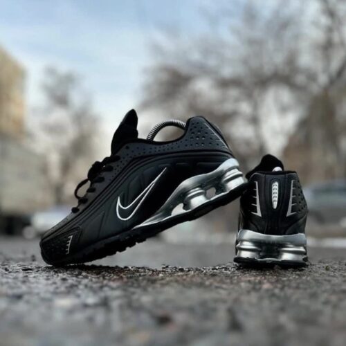 NIKE SHOX NEGRA GRIS