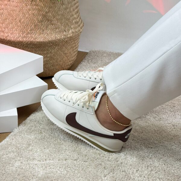 NIKE CORTEZ BLANCA CAFE