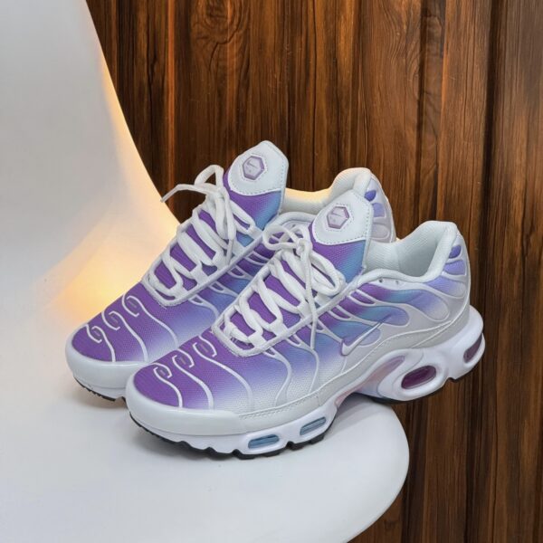NIKE TN BLANCA MORADO