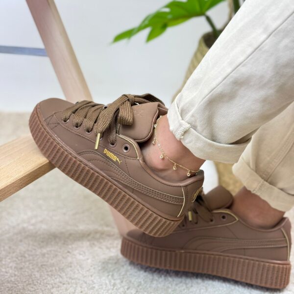 f393ed25-8917-4cb2-8993-70d83bdb2d8d 2 PUMA FENTY CAFE